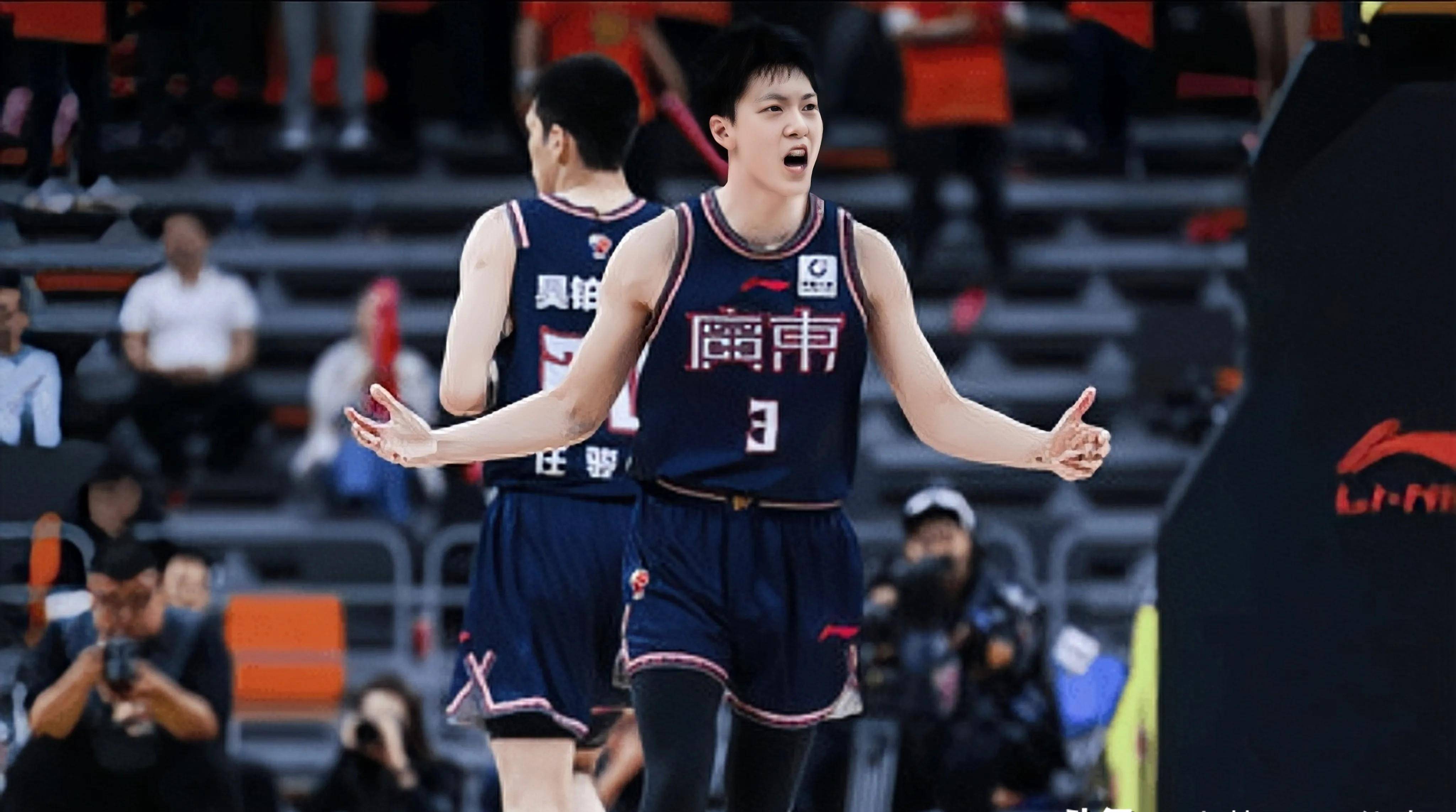 官方：佛罗伦萨租借布雷夏尼尼