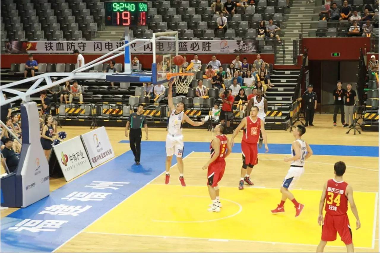 11日CBA联赛7场决战可谓是场场精彩，上海广厦广东将上演榜首之争