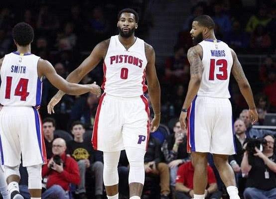 TOP10集锦：布泽利斯初生牛犊不怕虎 米切尔蜘蛛侠附身