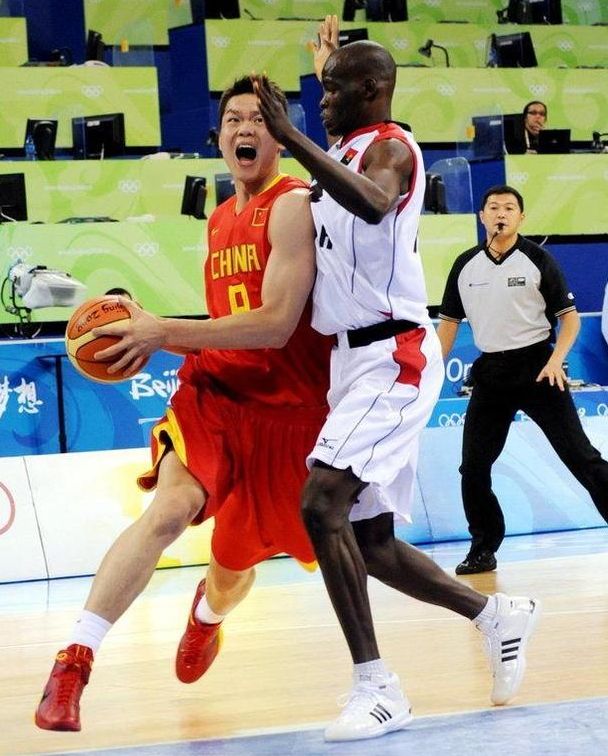 一夜变局！勇士交易筹码锁定，特雷杨离队倒计时，独行侠迎来复苏曙光