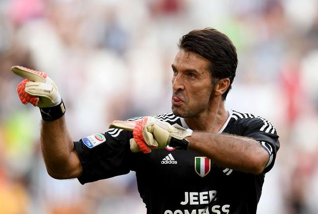 篮球火箭球迷投票支持球队重建计划